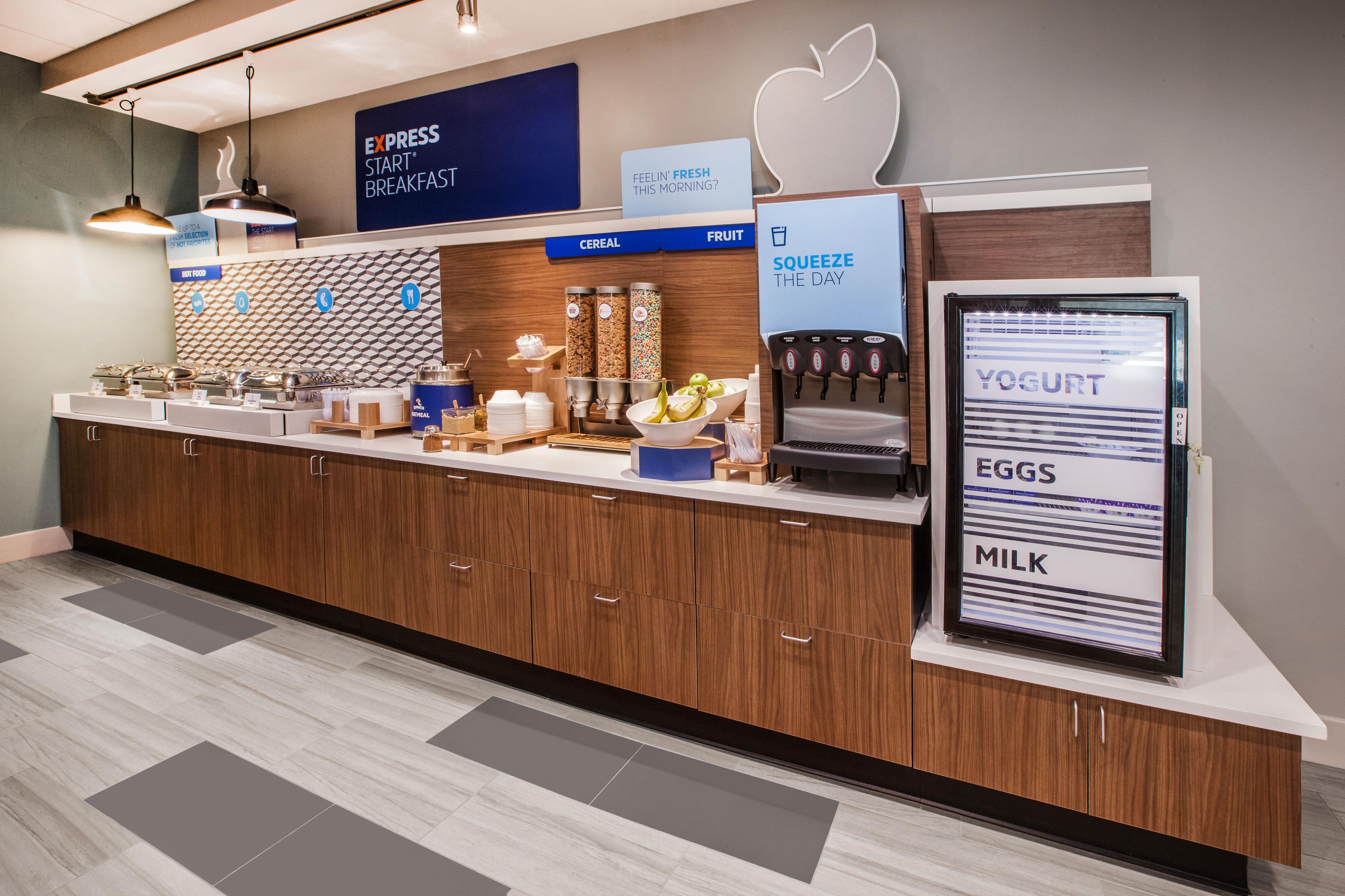 Holiday Inn Express & Suites Great Bend By Ihg Dış mekan fotoğraf